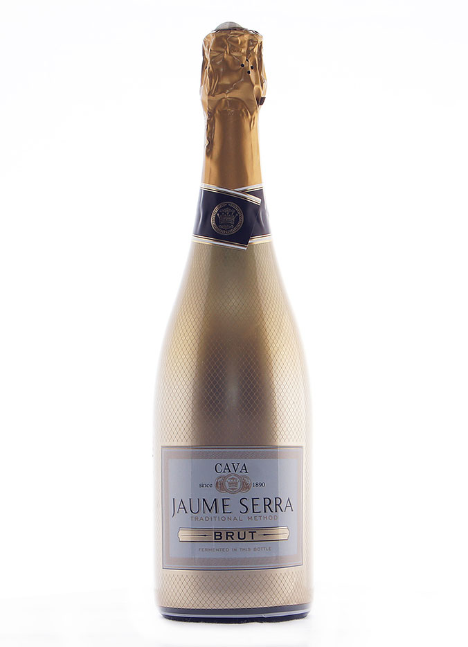 Belle grove брют. Jaume Serra Cava Brut. Магнит Cava брют. Джейми Серра игристое. Кава Жауме Серра полусухое.