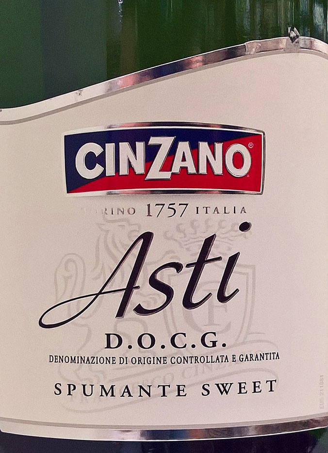 Этикетка Игристое вино Чинзано Асти, белое сладкое, 0.75 л