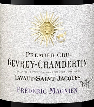 Этикетка Вино сортовое выдержанное "Жевре-Шамбертен Премье Крю Лаво Сен-Жак Фредерик Маньен" сухое красное, год урожая: 2020, кре