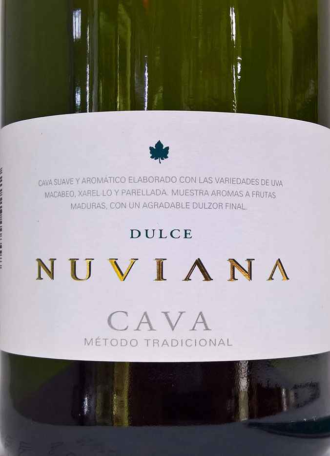 Этикетка Игристое вино Нувиана Кава, белое полусладкое, 0.75 л